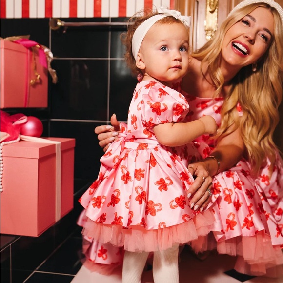 Pink and Red Infant Baby Girl Candy Cane Dress with matching Bloomers - NWT - Picture 7 of 7